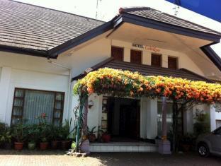 Catellya Guest House Cipaku Μπαντούνγκ Εξωτερικό φωτογραφία
